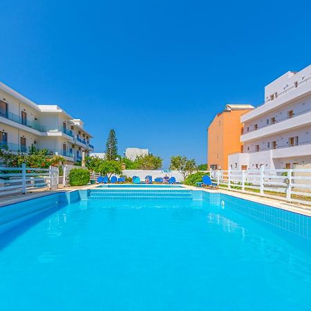 Athina Inn Херсониссос Экстерьер фото