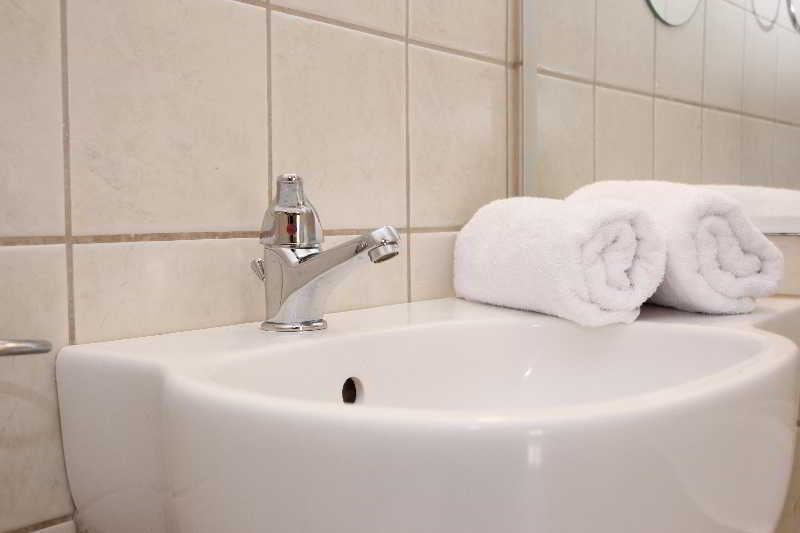 Athina Inn Херсониссос Экстерьер фото